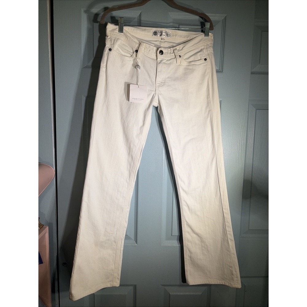 HABITUAL White Boot Leg  Women's Jeans. Size 28 Tory Burch. New.